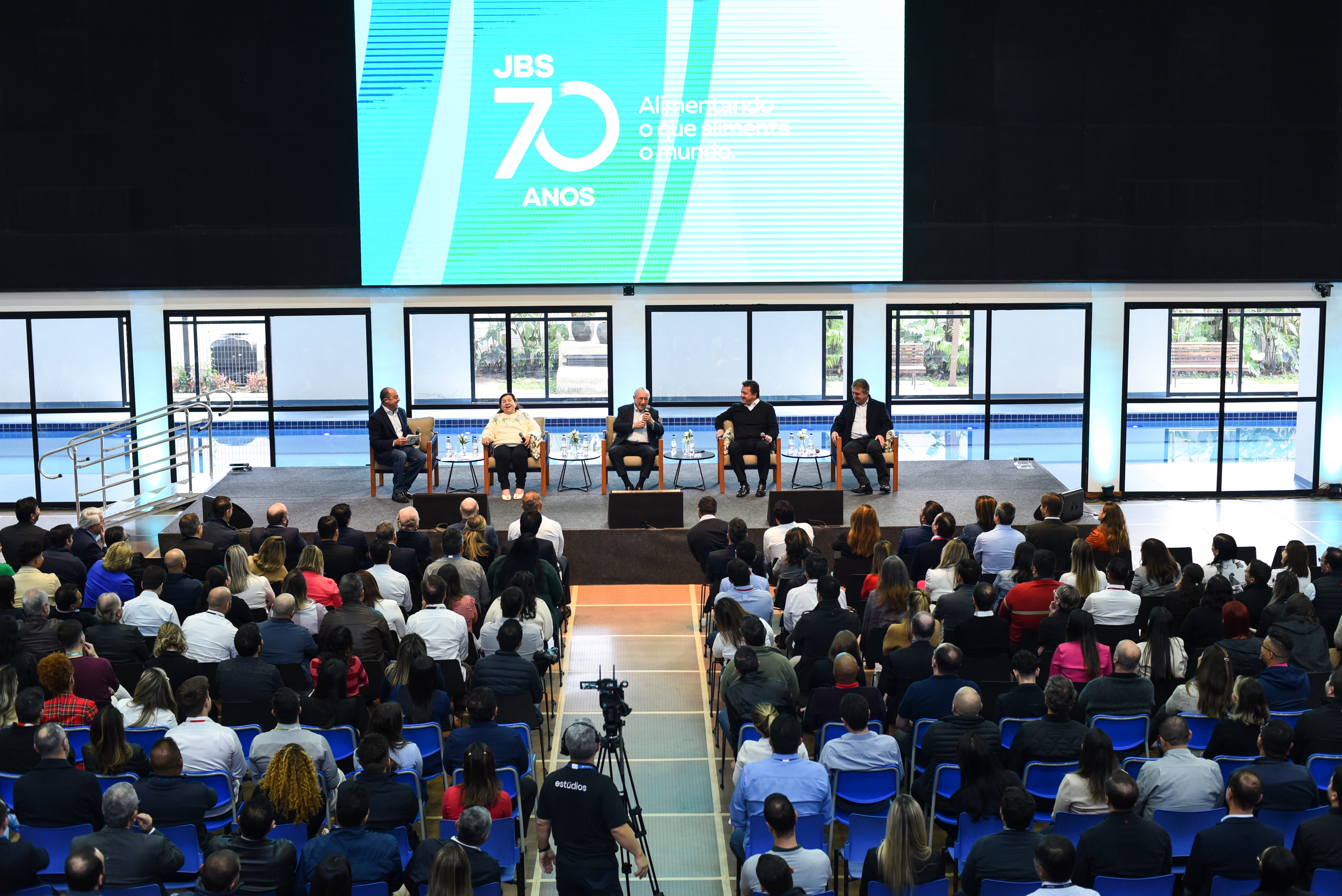 JBS celebrates 70 years at an event with the founders