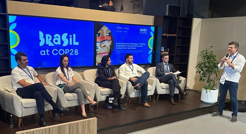 The JBS Amazon Fund officially presented its program to support small producers in transitioning to low-carbon livestock at COP
